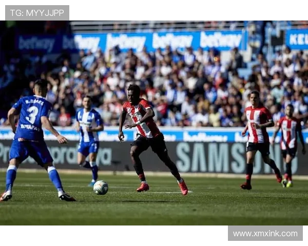 西甲焦点战费尔明梅开二度莱万进球 巴萨客场大胜巴伦西亚