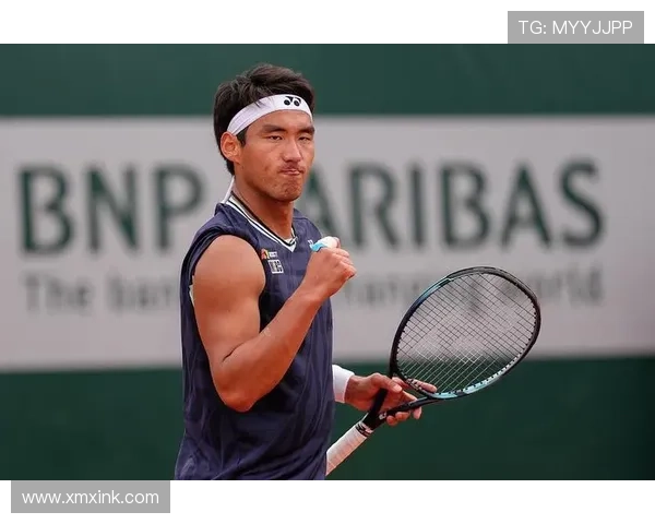 布云朝克特男单次轮遭淘汰展现拼搏精神仍赢得球迷赞誉广泛好评声